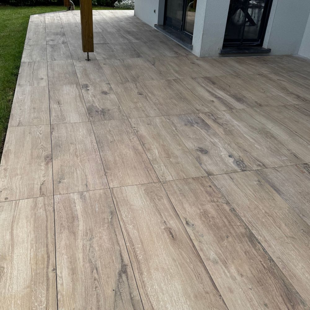 Pose de carrelage terrasse